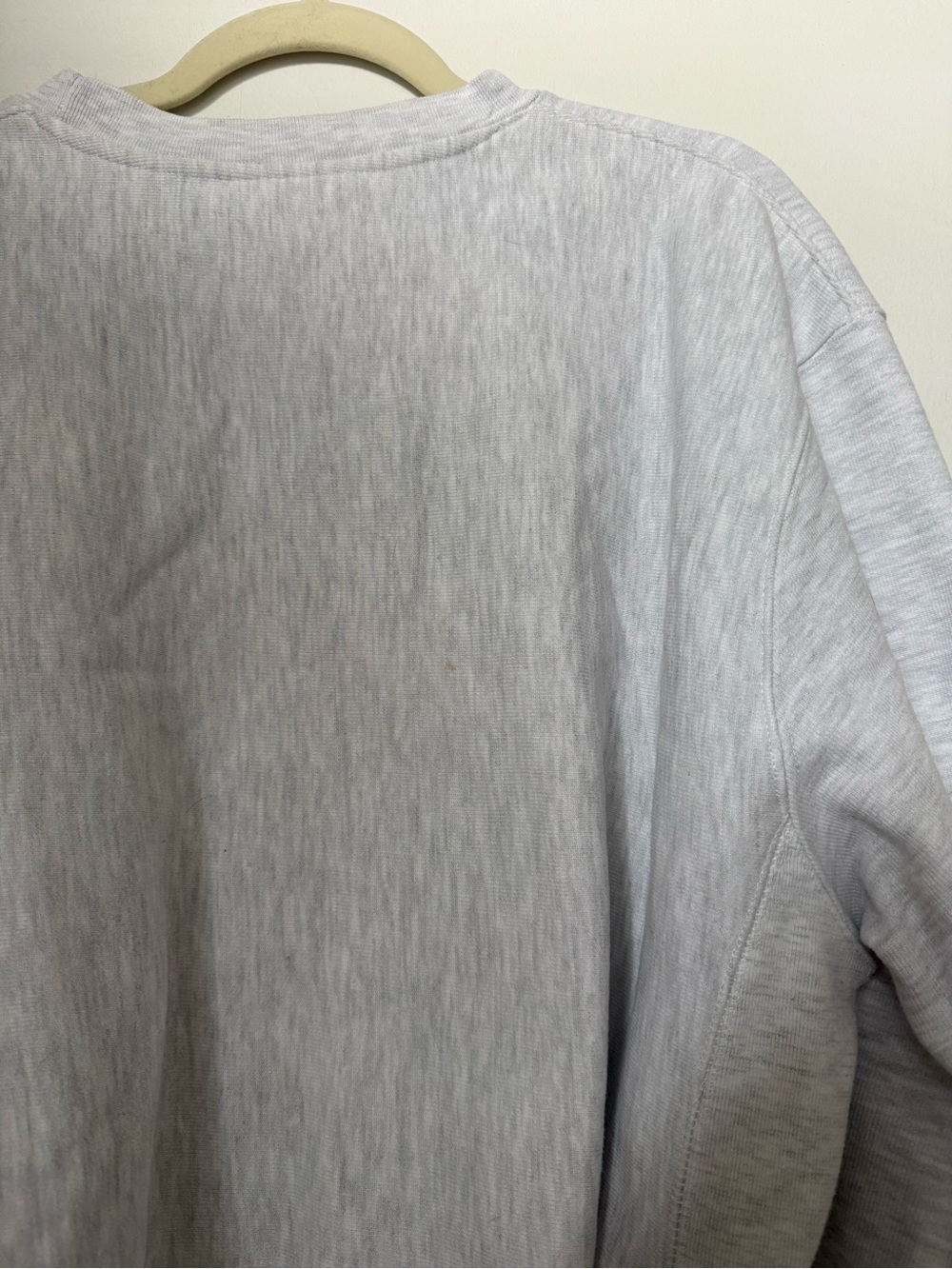 Cropped Belmont Champion Reverse Weave Sweatshirt - Light Heather Gray - Picture 6 of 6